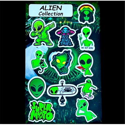 پک برچسب استیکر 12 عددی alien collection سایز A5